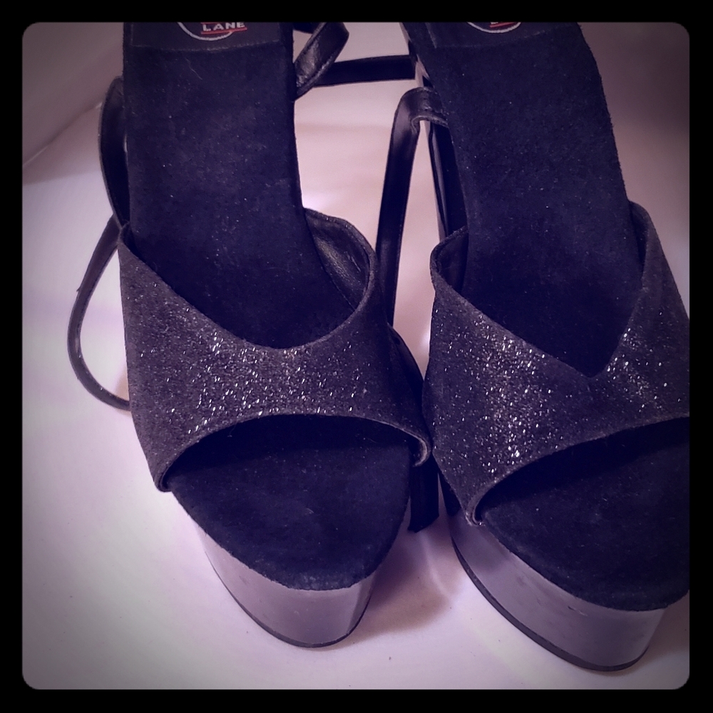 Lover's Lane strap sandals